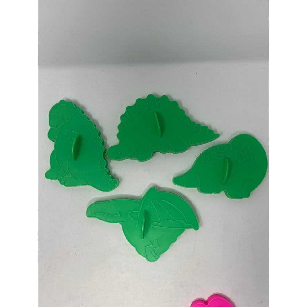 Wilton 1988‎ Plastic Green Dinosaur Cookie Cutters Set of 4